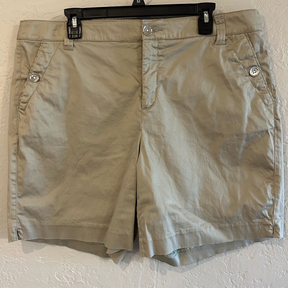 Women's Tan Shorts